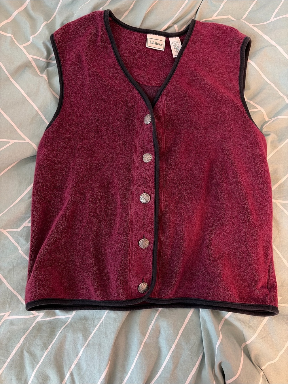 L.L. Bean Women's Burgundy Fleece Vest vintage excellent condition S